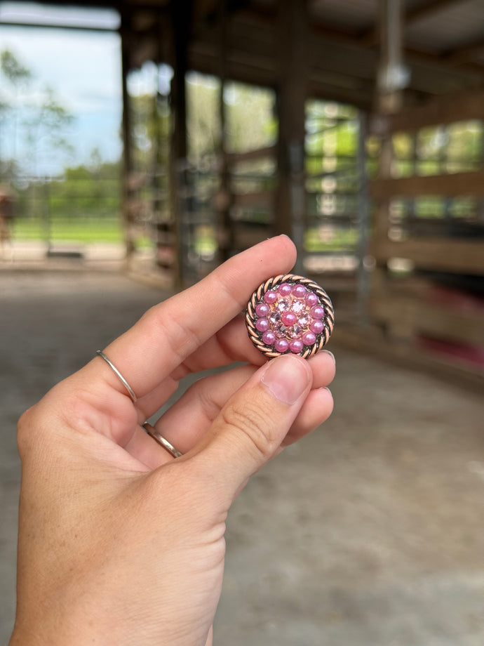 Pink Pearly Rope Round Concho 1”
