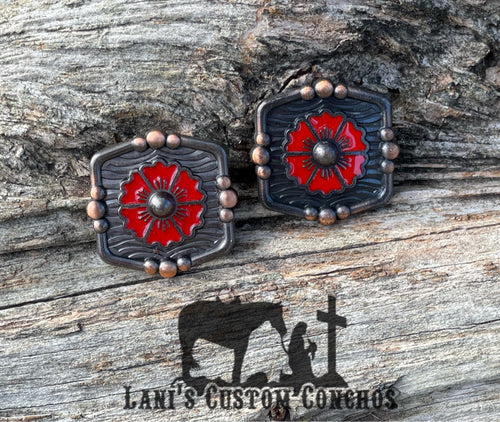 Red Poppy Concho 1 1/4”