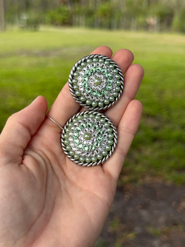 Pistachio Conchos 1 1/2” (Pair)