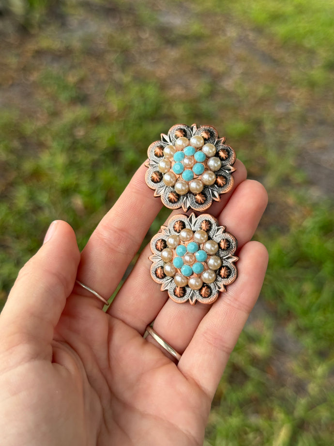 Peach Pearlies & TurquoiseConcho 1 1/4” (Pair)