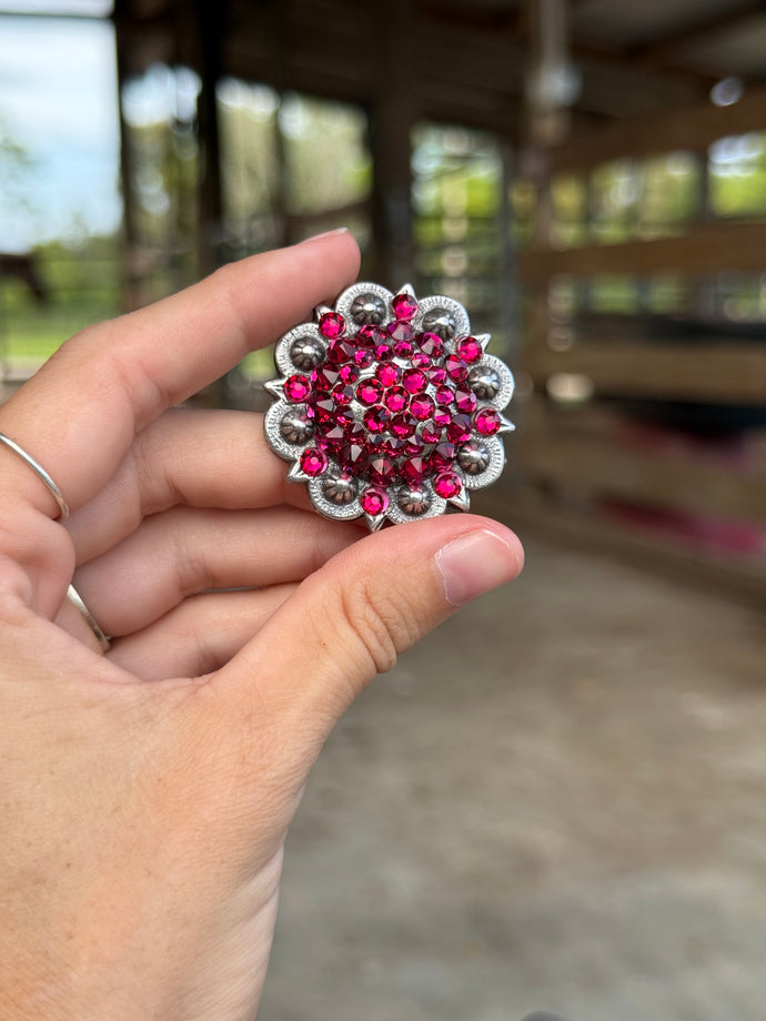 Ruby Berry Round Concho 1 1/2”