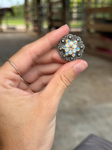 White Opal & Shimmer Berry Round Concho 1” (PAIR)