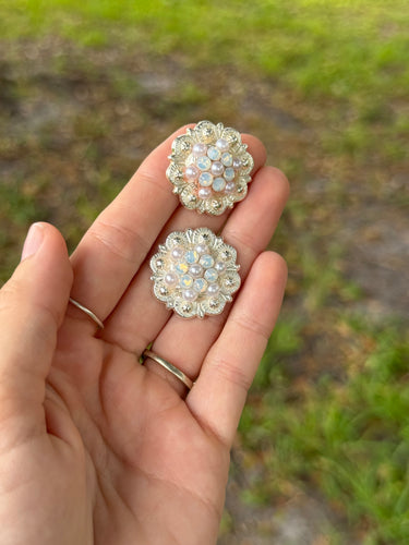 Pearl & White Opal Concho 1” (Pair)