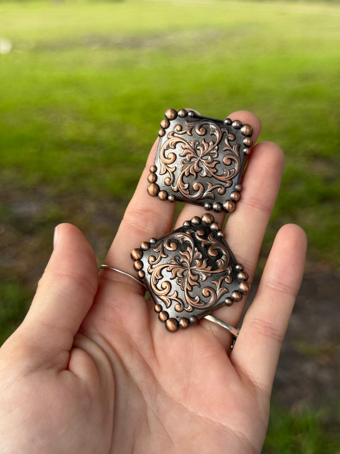 Square Floral Conchos 1 1/2” (Pair)