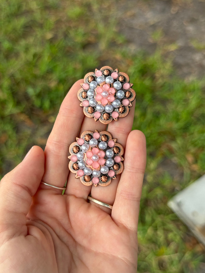 White Pearlies & Coral Concho 1 1/4” (Pair)