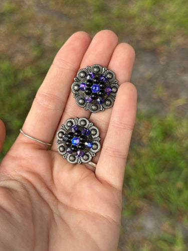 Black Pearlies & HeliotropeConcho 1” (Pair)
