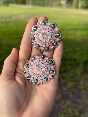 Coral & AB 1 3/4” Conchos (Pair)