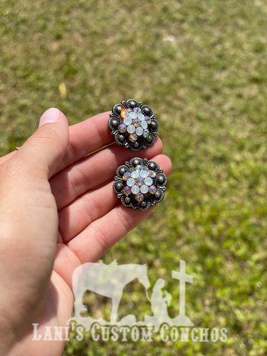 Shimmer & White Opal 1” Dark Antique Berry Concho